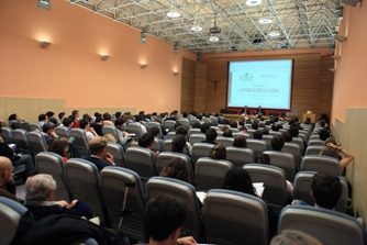  http://share.upcomillas.es/servicios/marketing/corporativo/Biblioteca%20de%20Imgenes/Jornada%20reforma%20mercado%20laboral-004.JPG